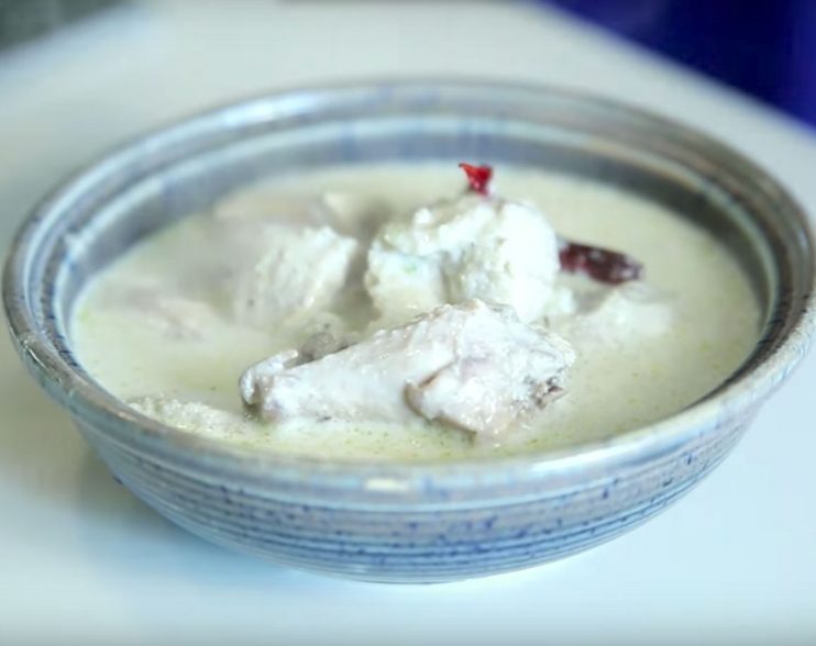 Kolhapuri Style White Chicken Curry