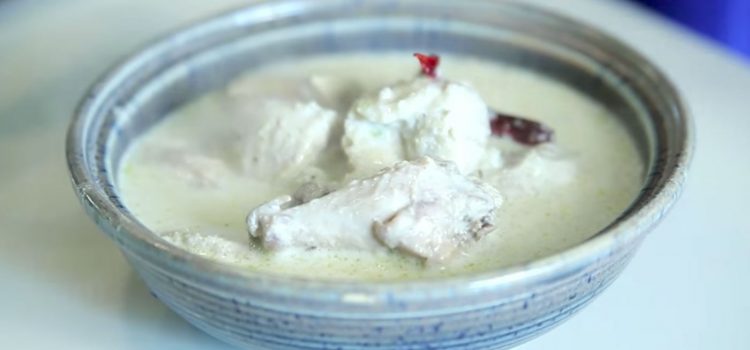Kolhapuri Style White Chicken Curry